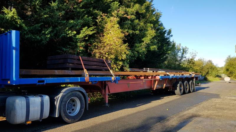 Louer une remorque extensible avec son tracteur en Normandie et ile de France